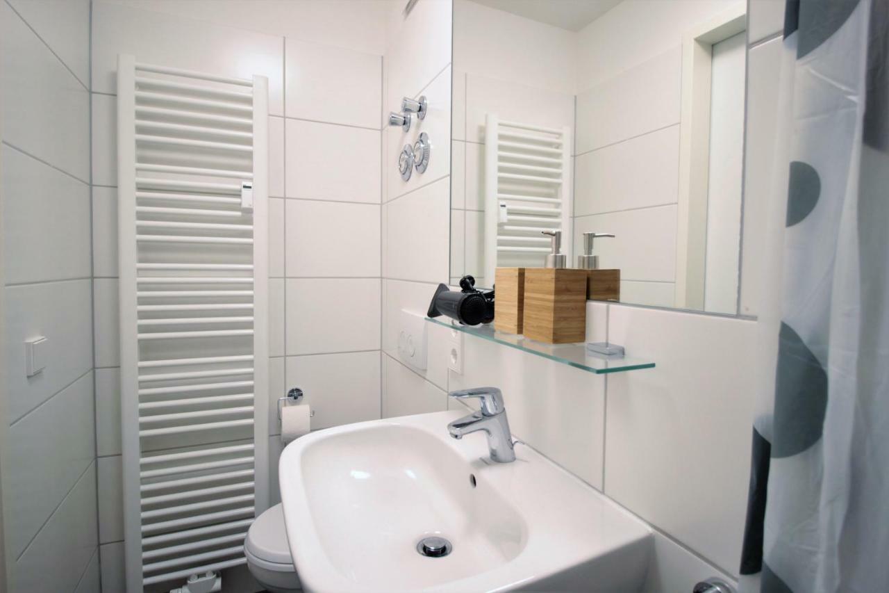Studio Apartment - Balcony, Netflix, University Hospital Proximity Würzburg Kültér fotó