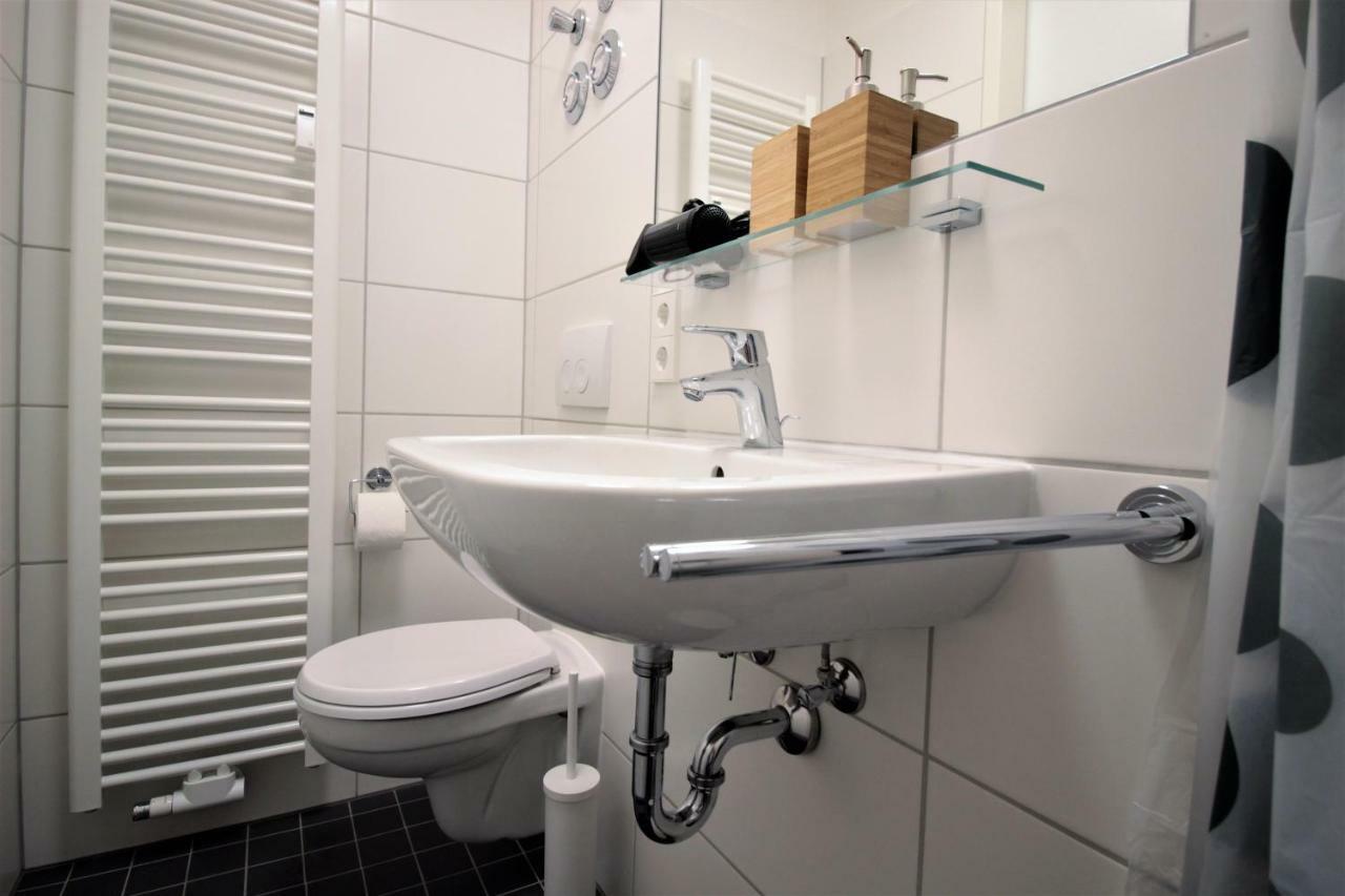 Studio Apartment - Balcony, Netflix, University Hospital Proximity Würzburg Kültér fotó